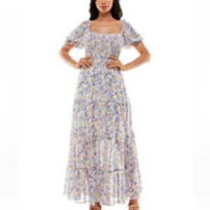 Premier Amour Short
Sleeve Floral Maxi Dress